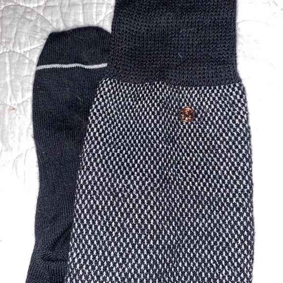 Lululemon Athletica Gray and Black Performance Socks - Picture 3 of 3